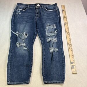 Judy Blue Distressed Ankle Jeans in Dark Blue